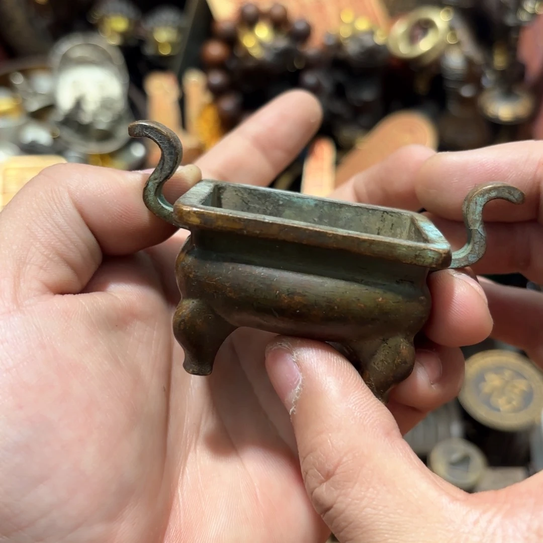 铜器摆件收收藏藏