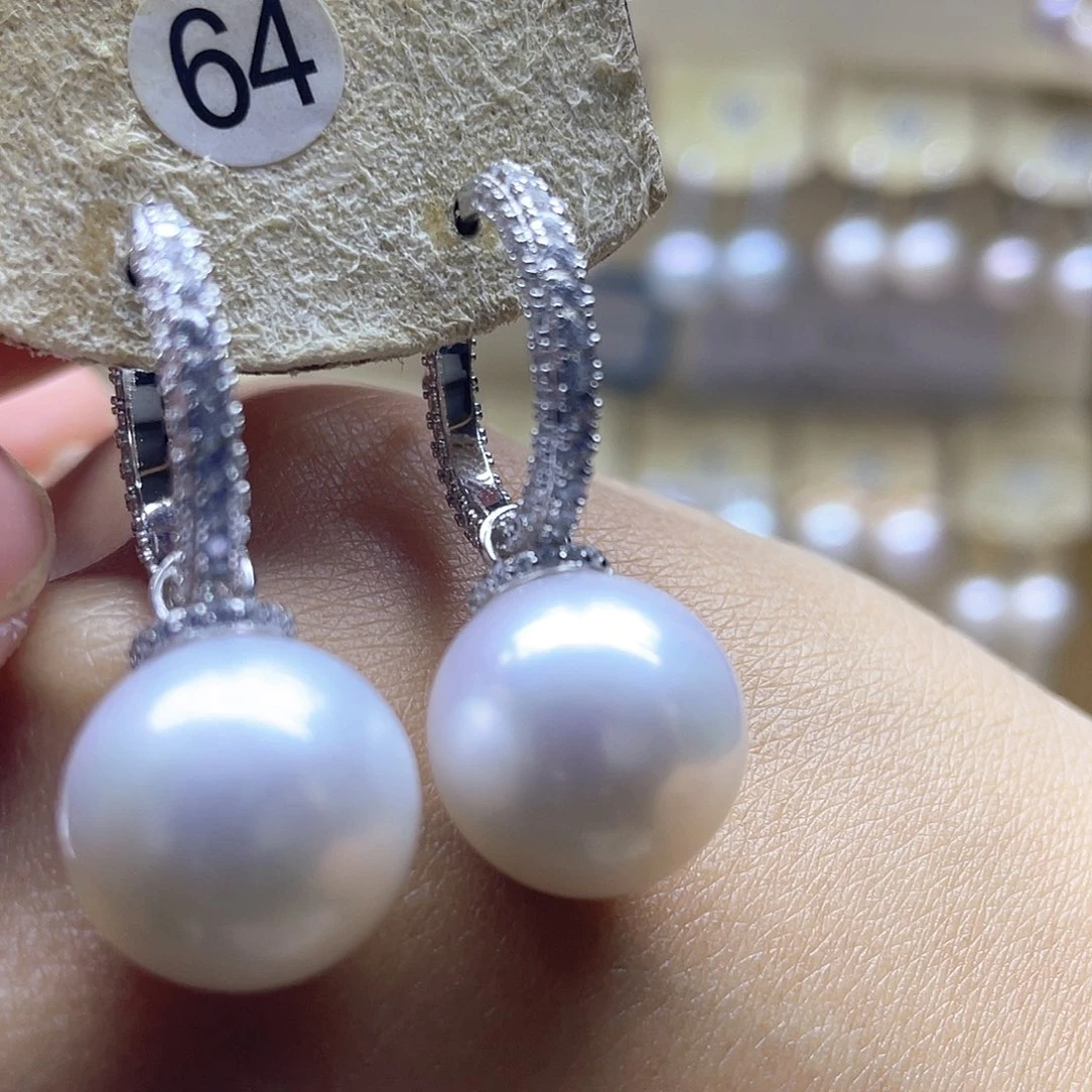 银S925镶嵌耳饰淡水珍珠