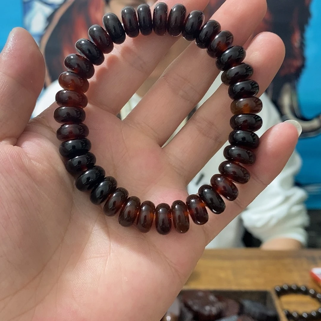 树脂制品【树脂满红单圈12片珠】