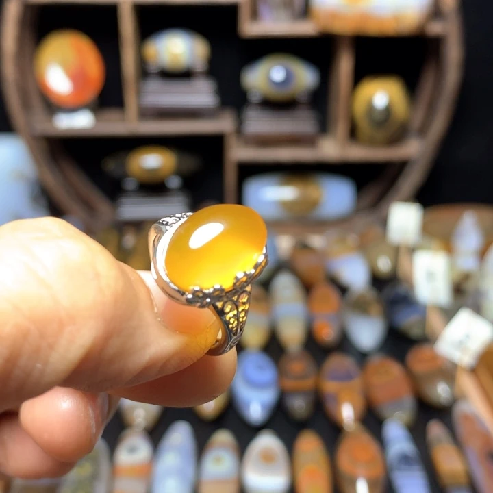 未镶嵌颈饰玛瑙/玉髓