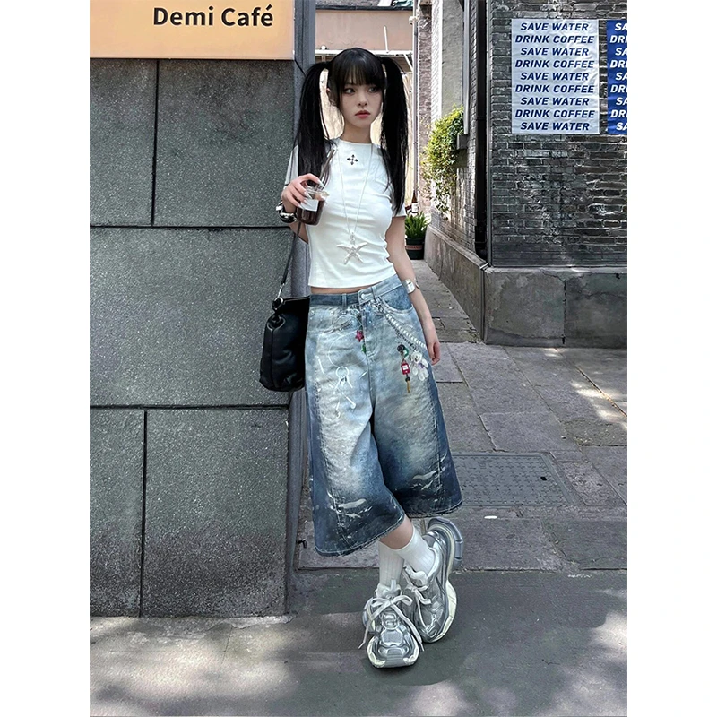 美式满印挂饰阔腿七分牛仔裤男女情侣夏设计感直筒中裤子宽松短裤