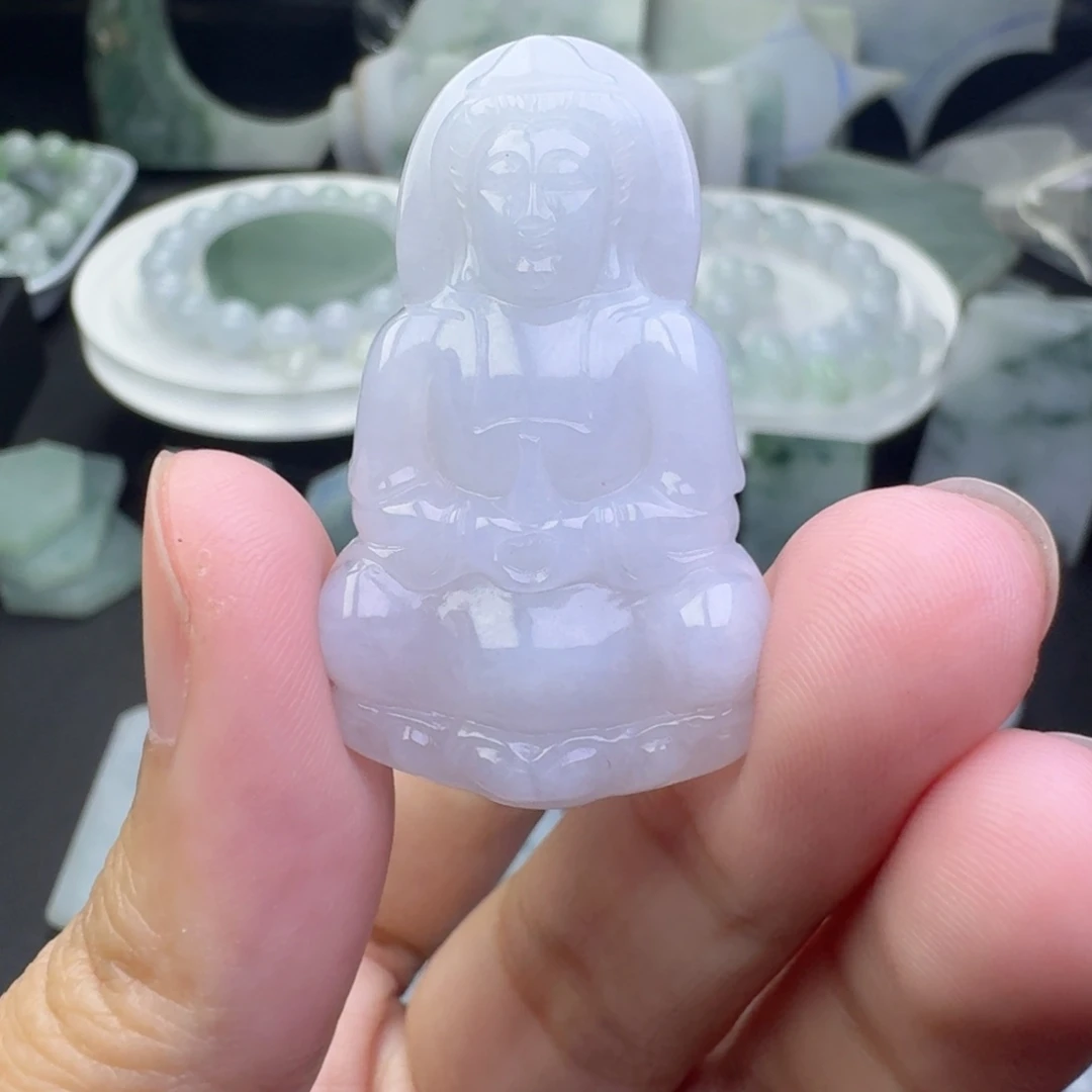 颈饰未镶嵌翡翠观音