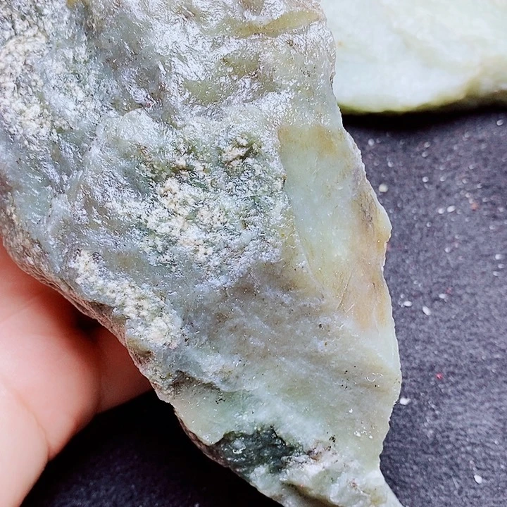 未镶嵌和田玉（糖玉）珠宝半成品