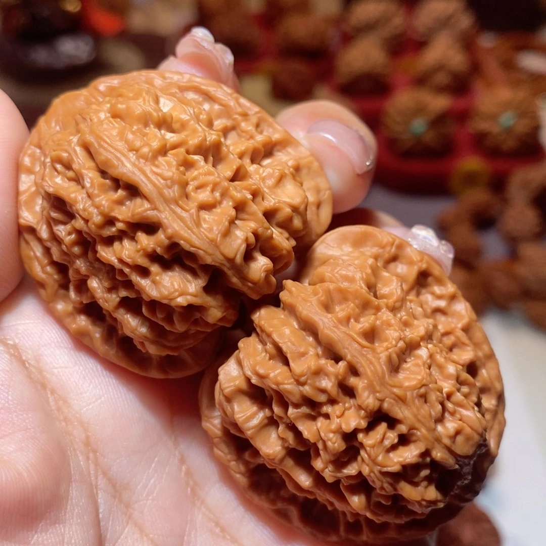 文玩核桃把件42尺南疆石