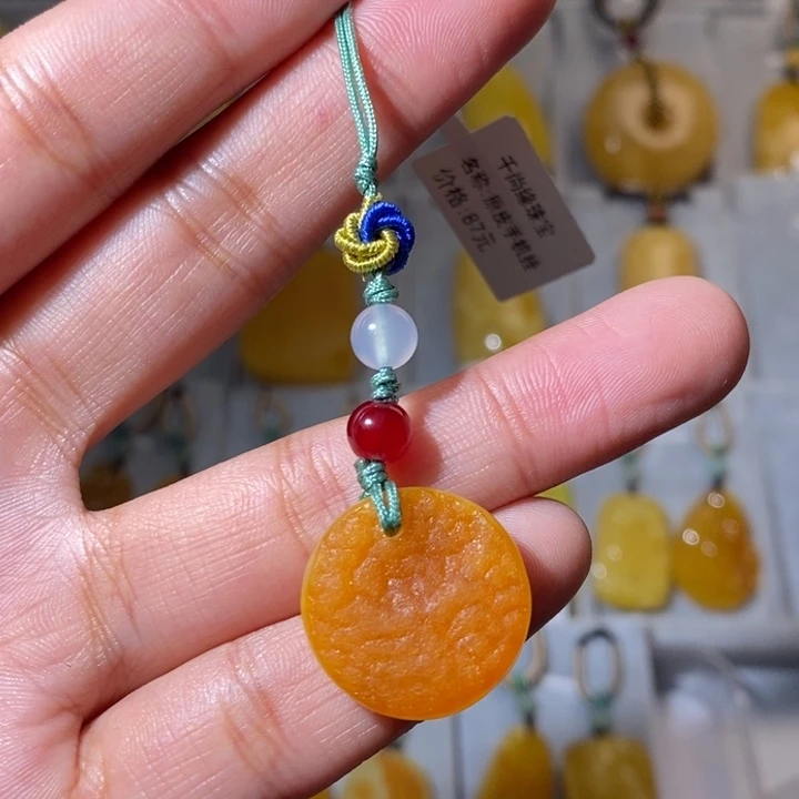 琥珀珠宝奇石未镶嵌