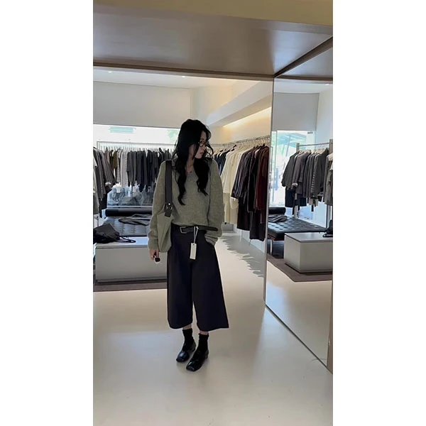 巨好看的两件套早秋韩系穿搭慵懒高级感灰色针织毛衣阔腿裤套装女