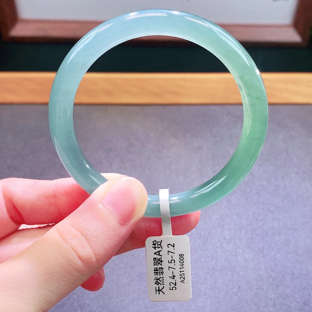 未镶嵌手镯翡翠天然翡翠