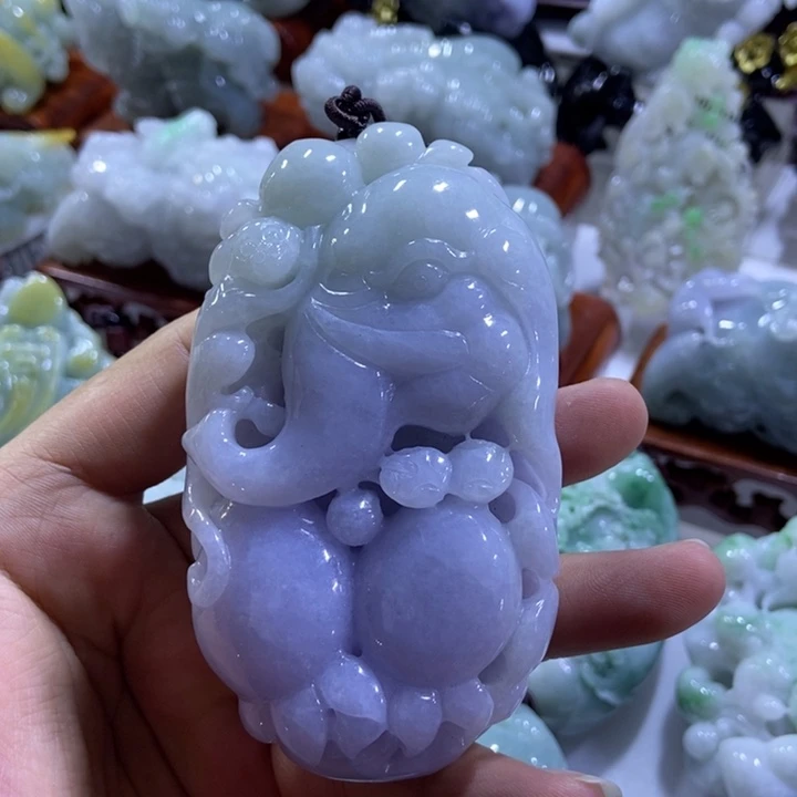 翡翠未镶嵌把件封侯拜相