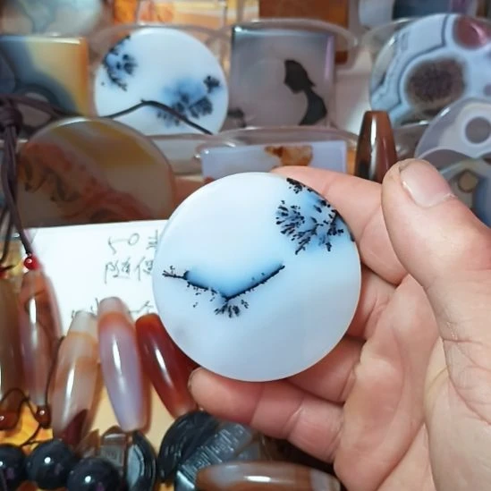 合金颈饰玛瑙/玉髓
