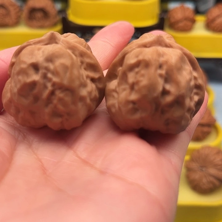文玩核桃吊坠三角蛙全品35
