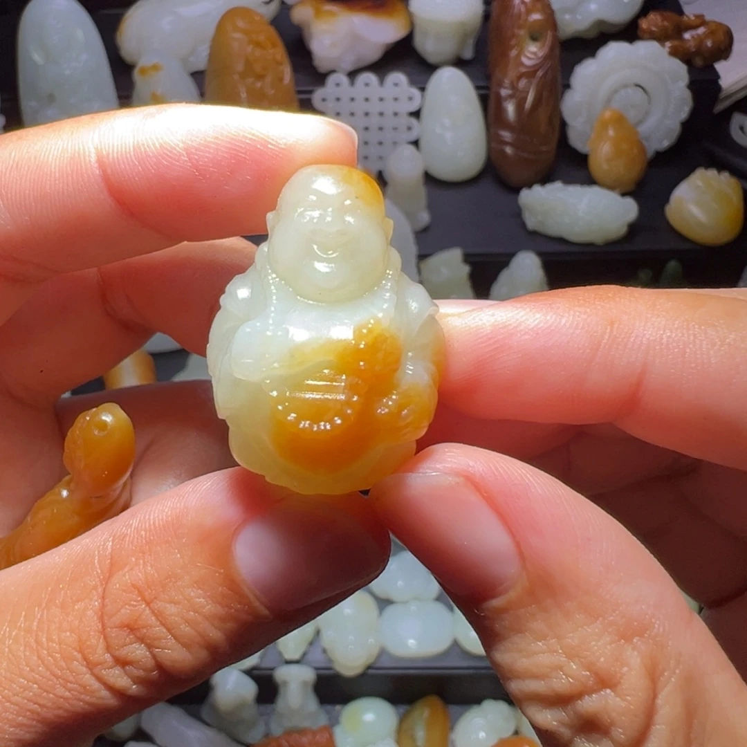 厚***物未镶嵌和田玉挂件