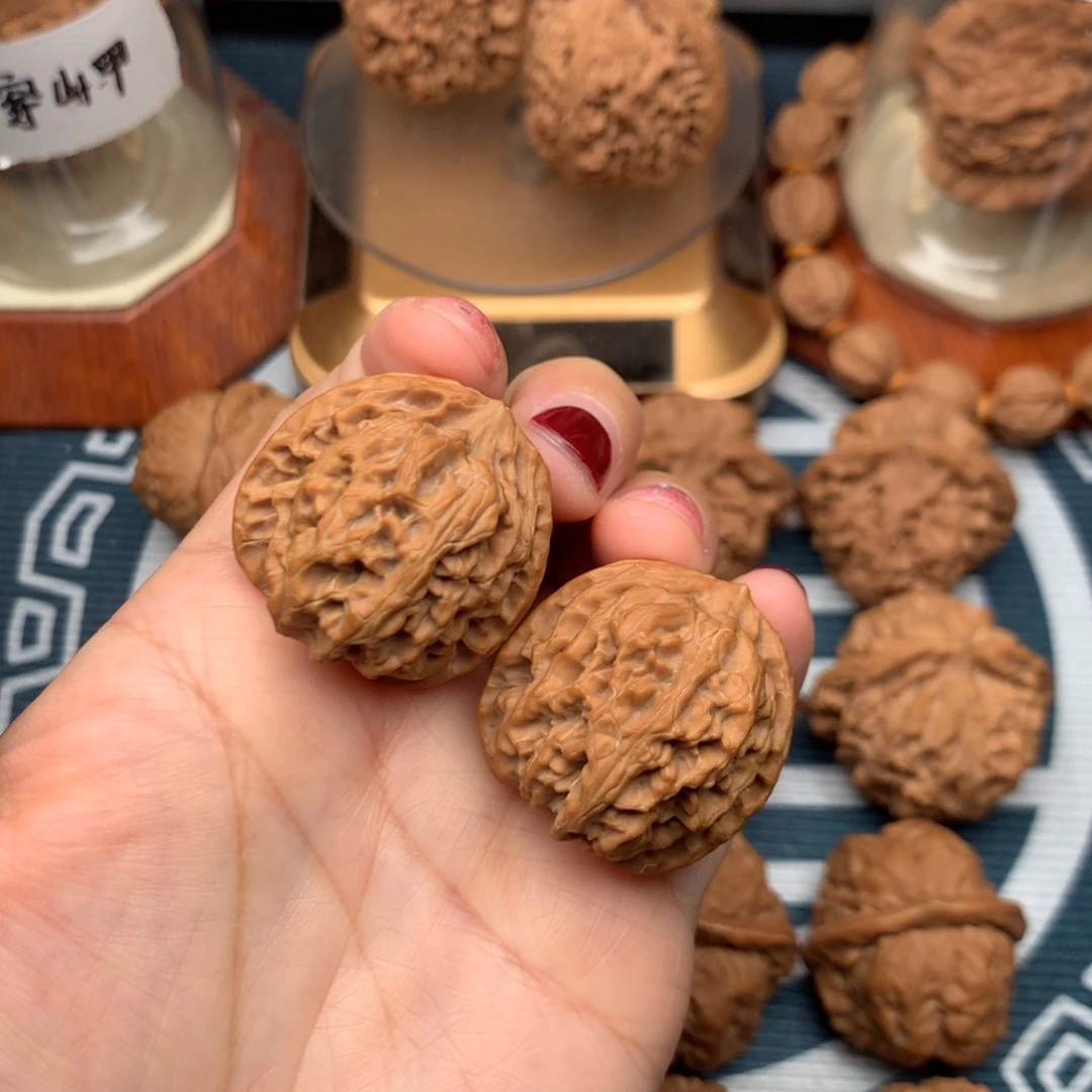 文玩核桃把件苹果园31（全家福同尺）