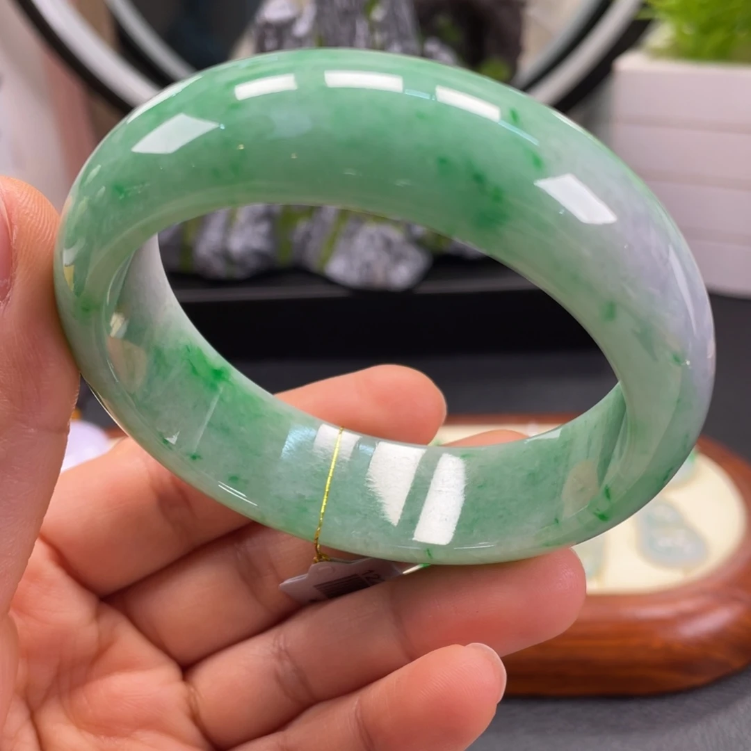 翡翠未镶嵌手镯满色轮胎翡翠手镯