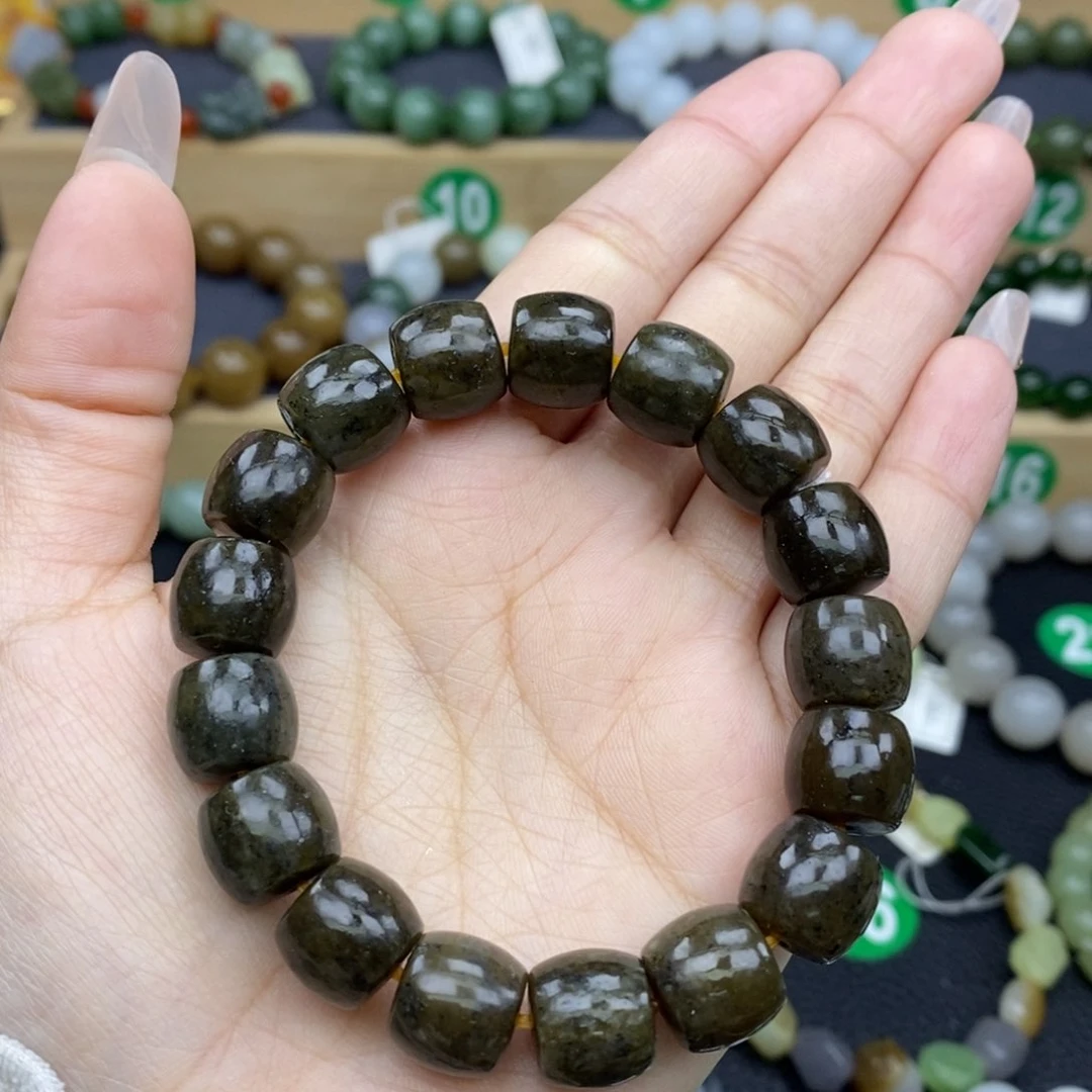 和田玉手链未镶嵌卡12m m