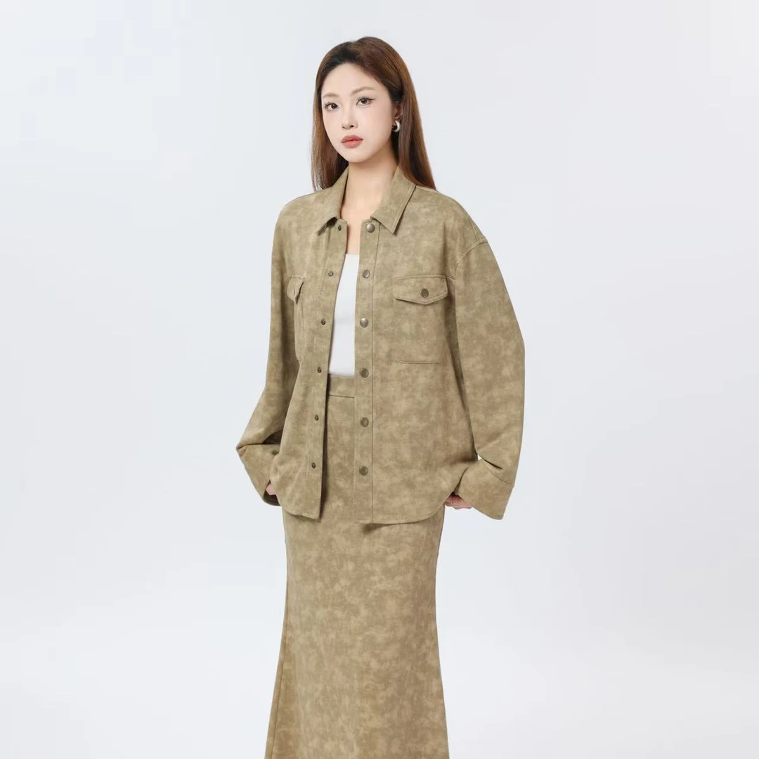 AMASS/阿玛施新款压花高级感时尚百搭短款衬衫气质长袖上衣530019
