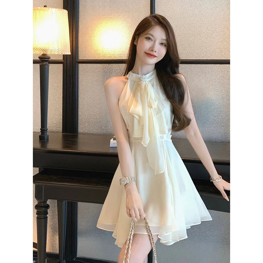 法式名媛不规则收腰无袖雪纺连衣裙女夏季2025新款性感挂脖短裙子