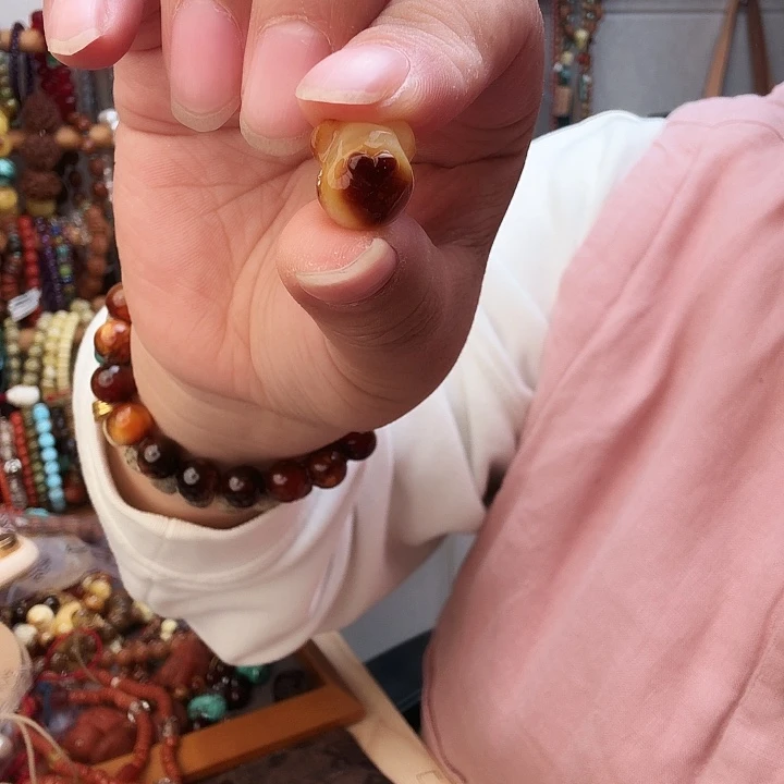 南红玛瑙手链未镶嵌