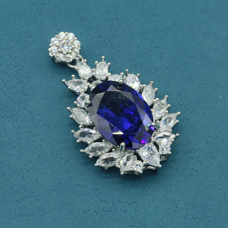 【高级定制】收藏级轻奢时尚设计吊坠w1447