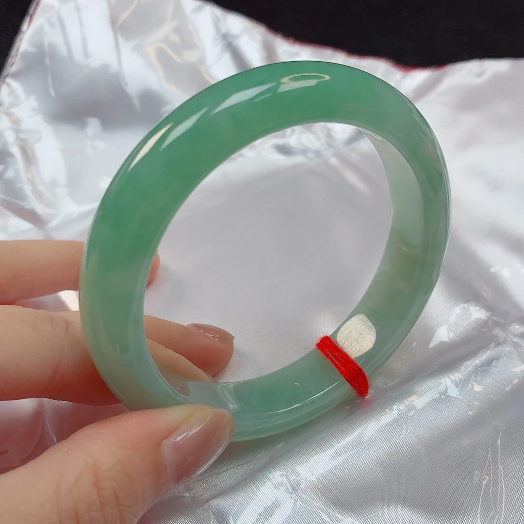 翡翠未镶嵌手镯55