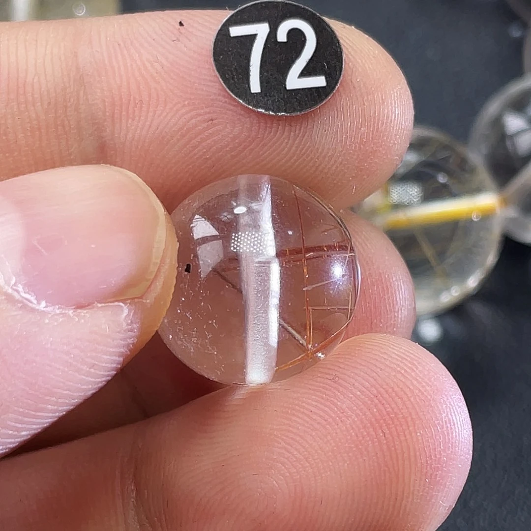 甄***珍未镶嵌吊坠(赠链)水晶