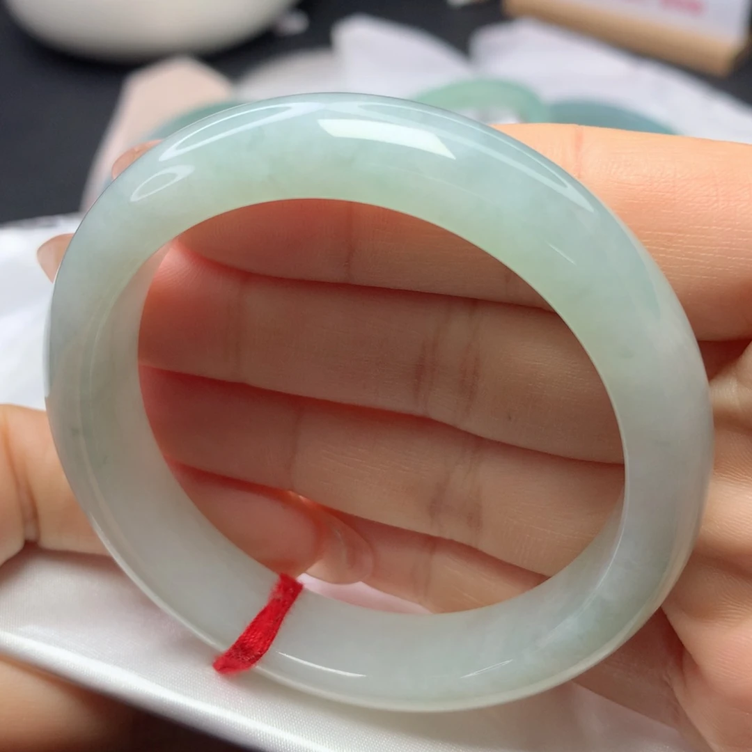 翡翠手镯未镶嵌56565757