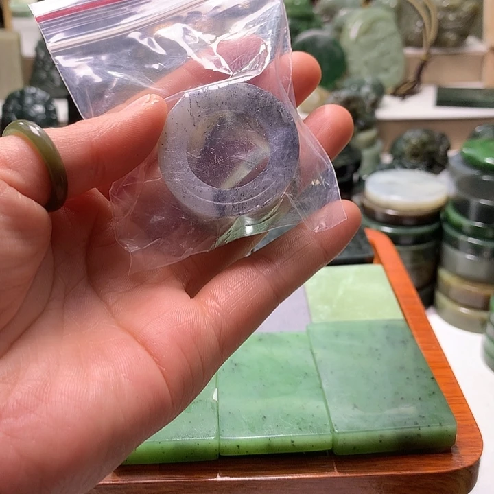 江****和田玉未镶嵌珠宝半成品