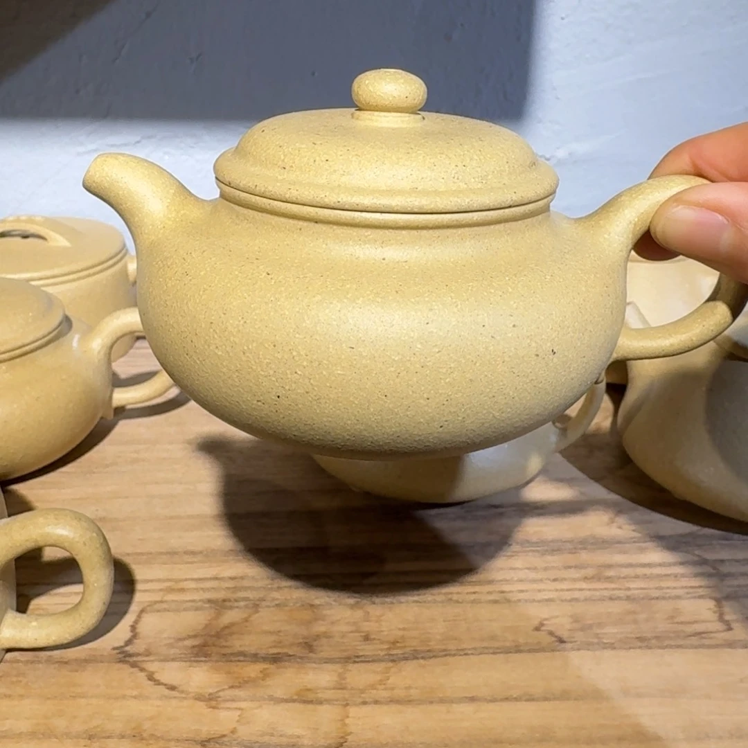 本山绿泥茶壶微瑕200毫升左右