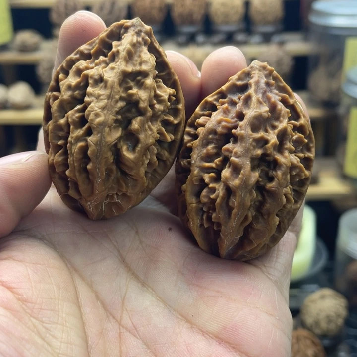 文玩核桃把件楸子48