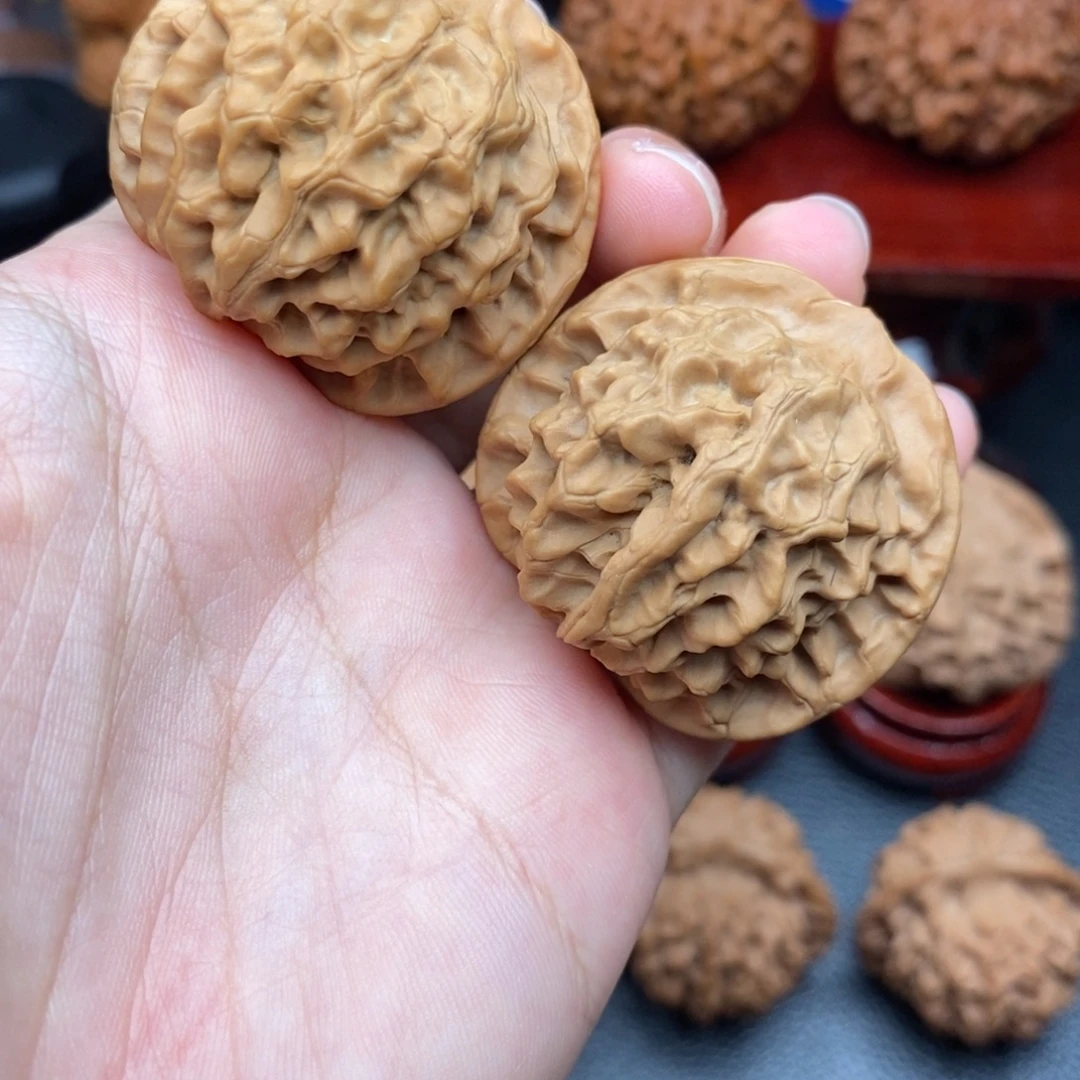 文玩核桃把件秦岭文玩核桃