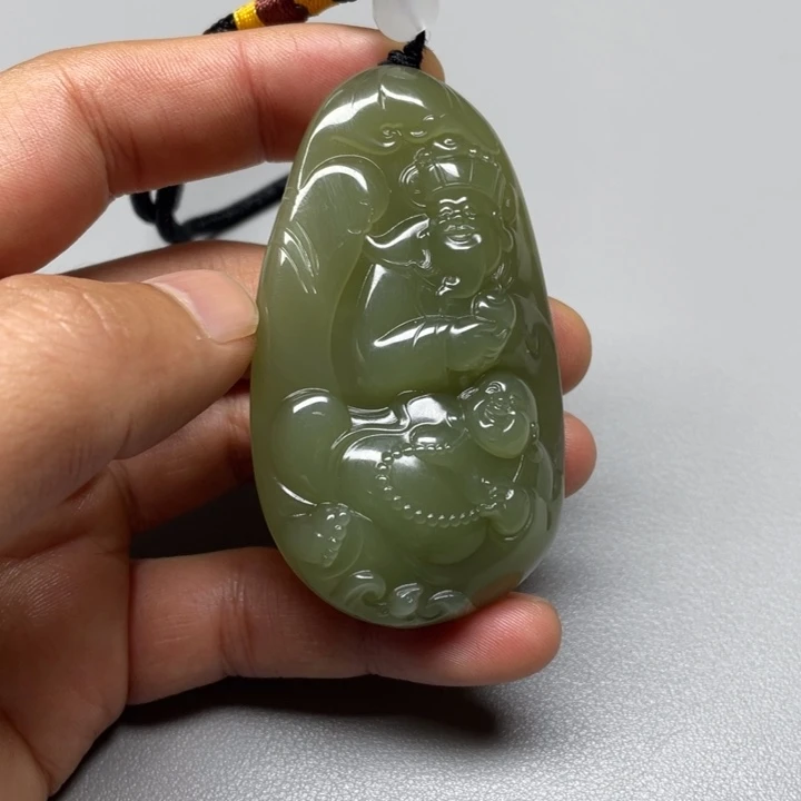 吊坠(不含链)未镶嵌和田玉淡***，