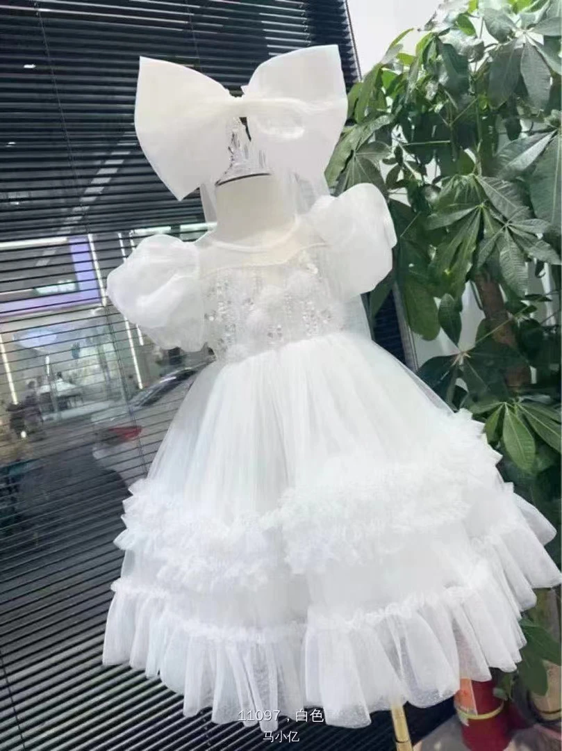 2025年重工设计师设计原版怕突突生日礼服裙➕大头纱