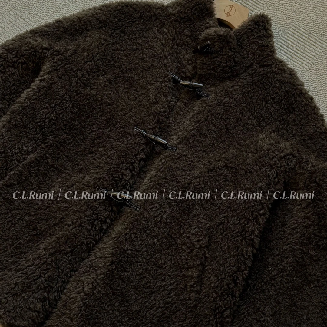 【Rumi精选】“烤奶栗子”加厚颗粒绒宽松保暖牛角扣羊毛大衣7328wt