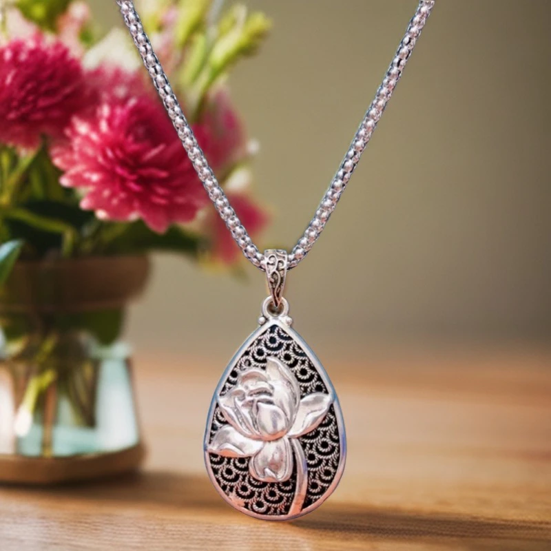 2 水滴荷花女士项链长项链