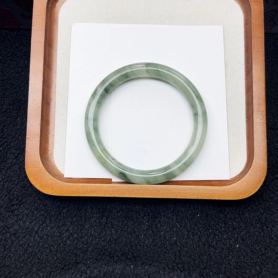 石英质玉未镶嵌手镯19