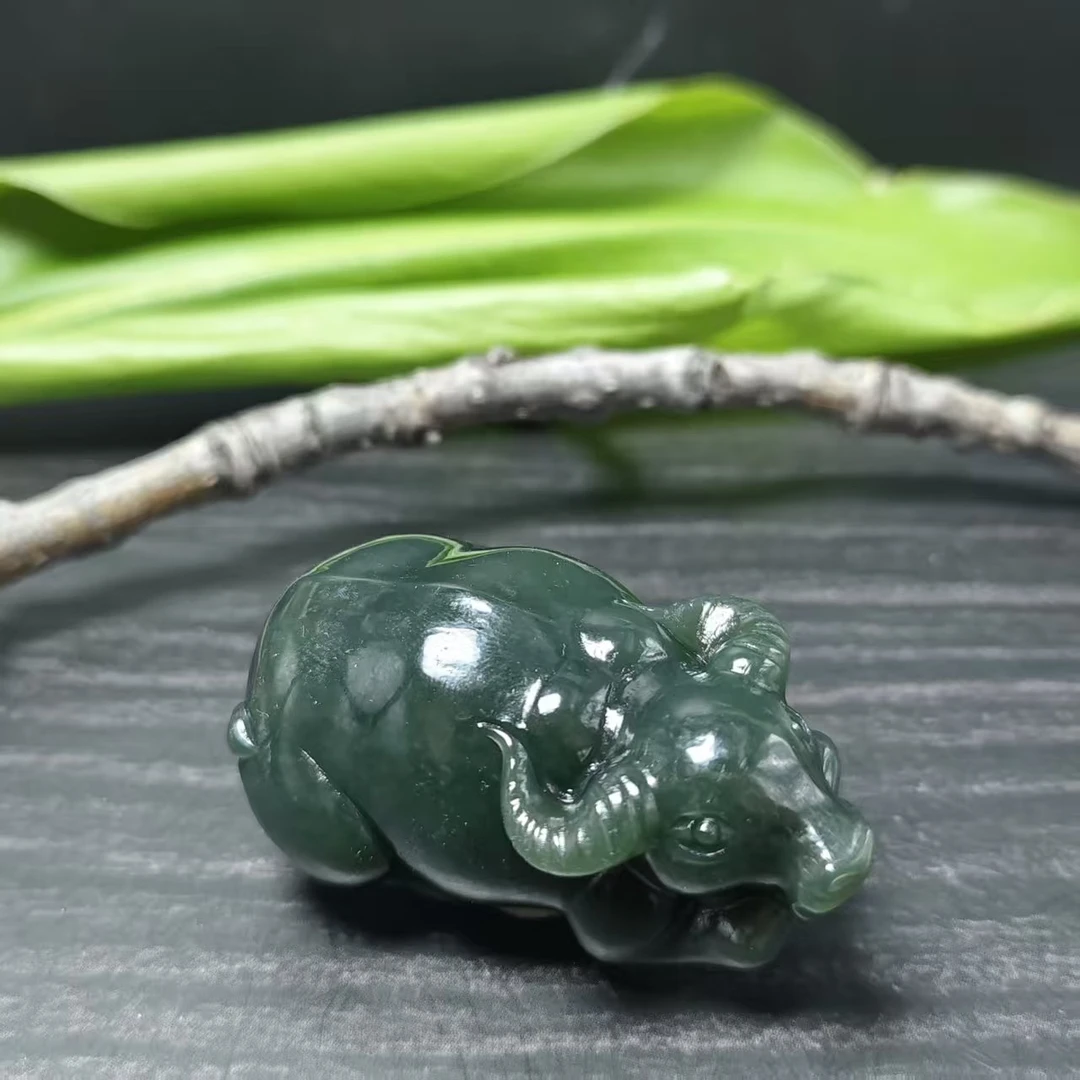 Q和田玉牛气冲天手把0514