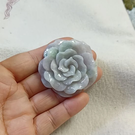 翡翠颈饰未镶嵌翡翠颈饰末镶嵌