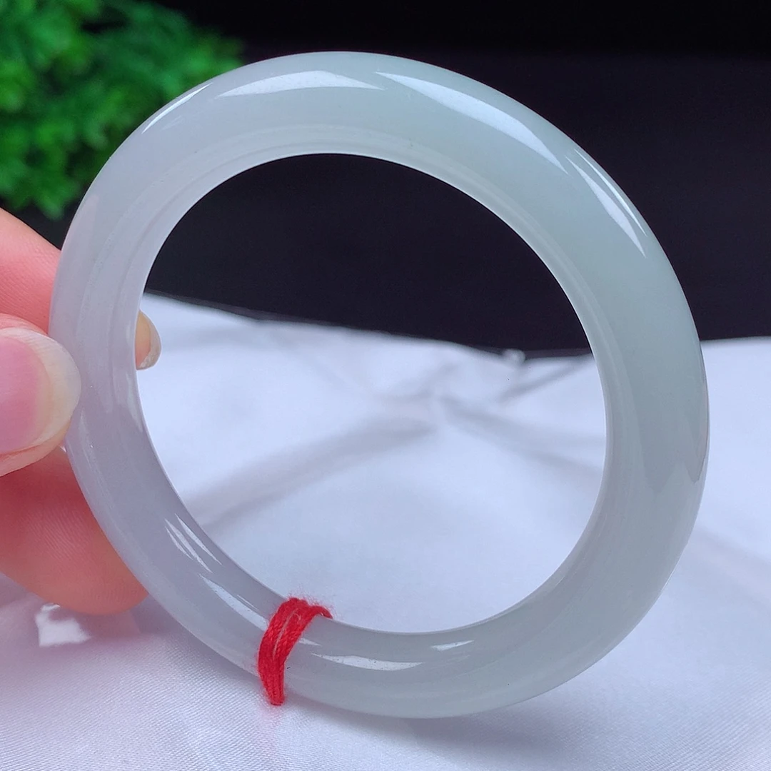 翡翠未镶嵌手镯52圈口681602