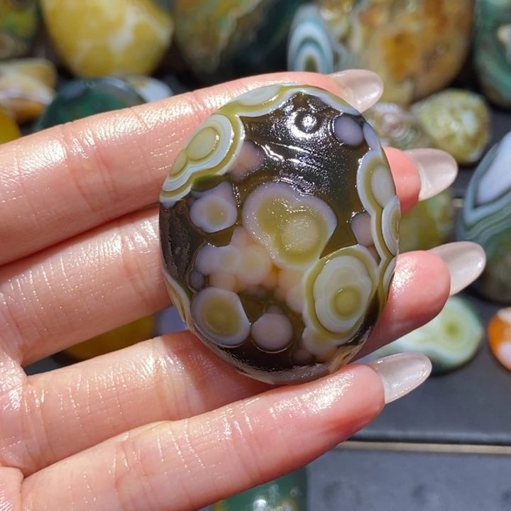【闪购商品】未镶嵌玛瑙/玉髓珠宝奇石i