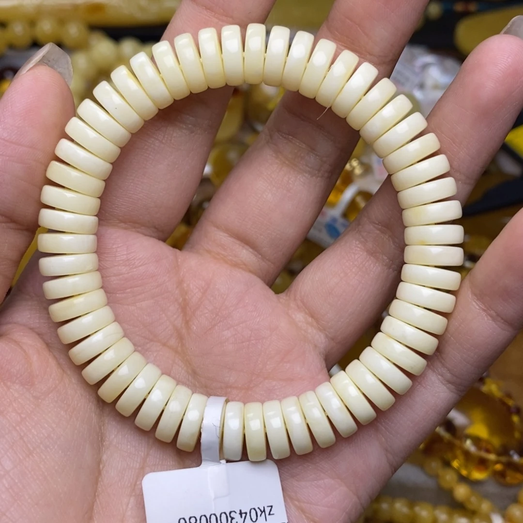 未镶嵌琥珀珠宝奇石