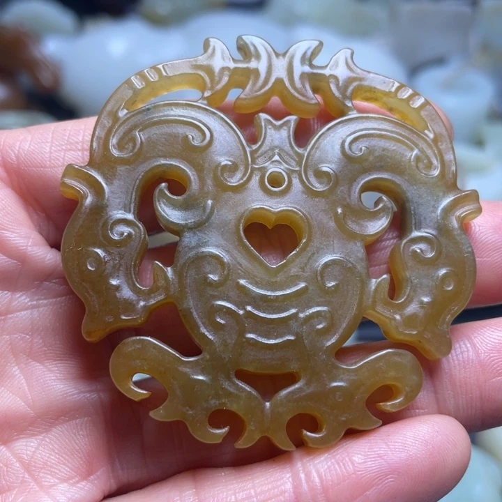 和田玉挂件未镶嵌