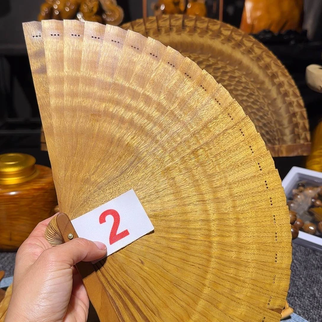 金丝楠清****?金丝楠木扇子