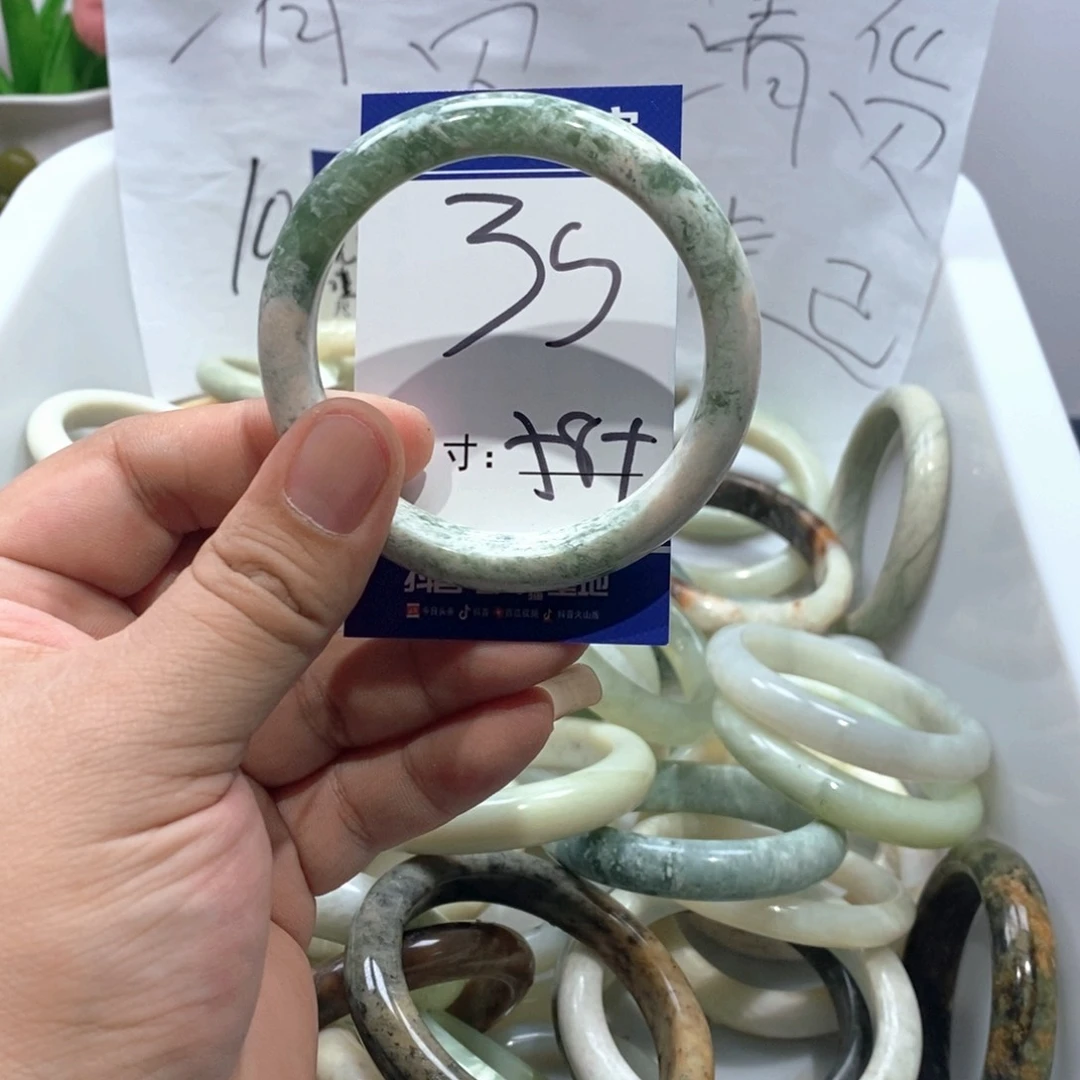 未镶嵌岫玉手镯手镯