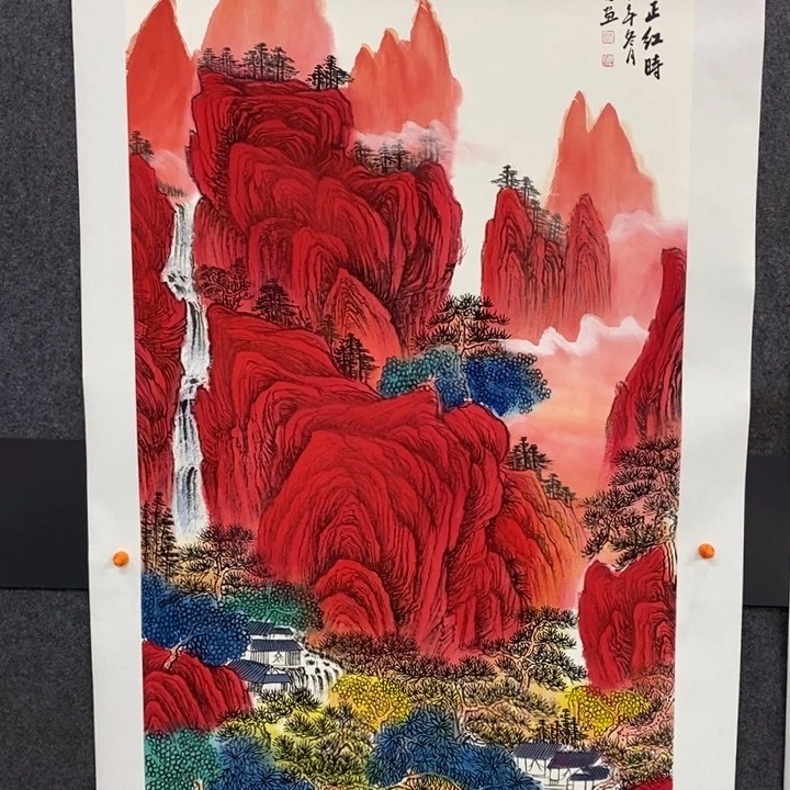 手绘作品等多种形式进行
