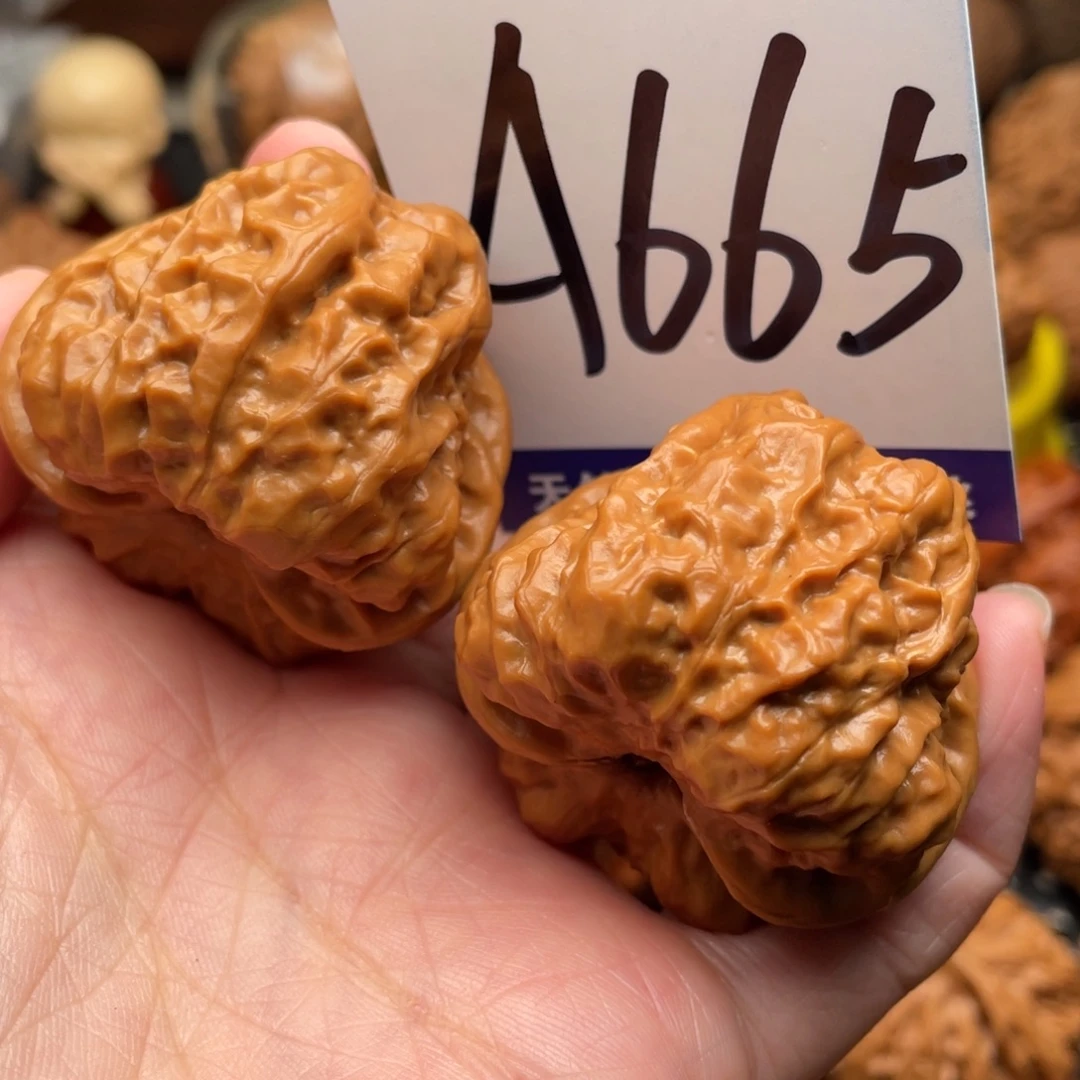 把件桃核蛤蟆头40