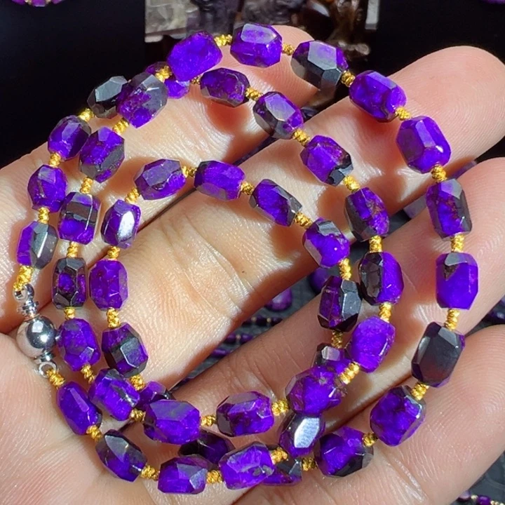 未镶嵌苏纪石（舒俱来）项链