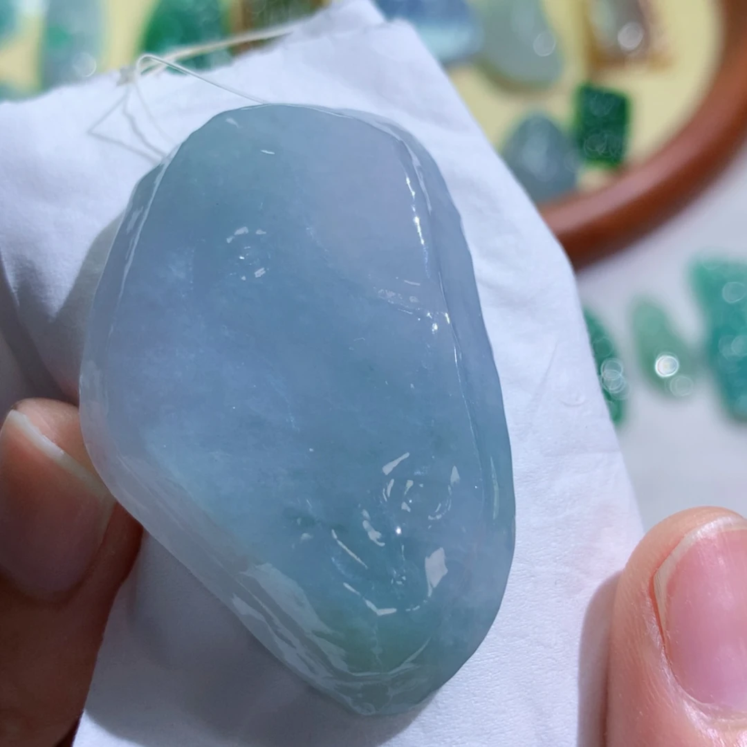 【闪购商品】翡翠未镶嵌吊坠(不含链)