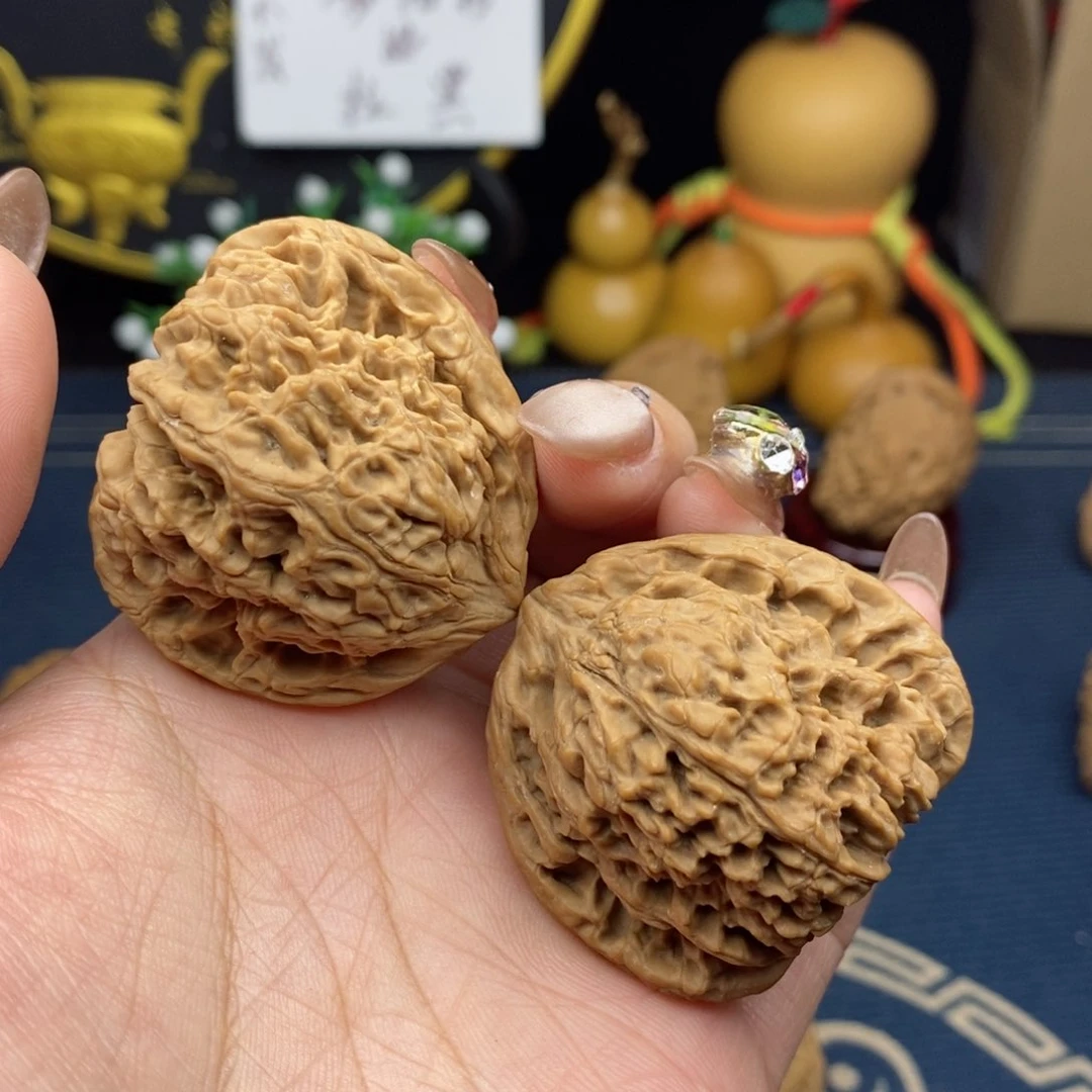文玩核桃吊坠我**了涿鹿南疆