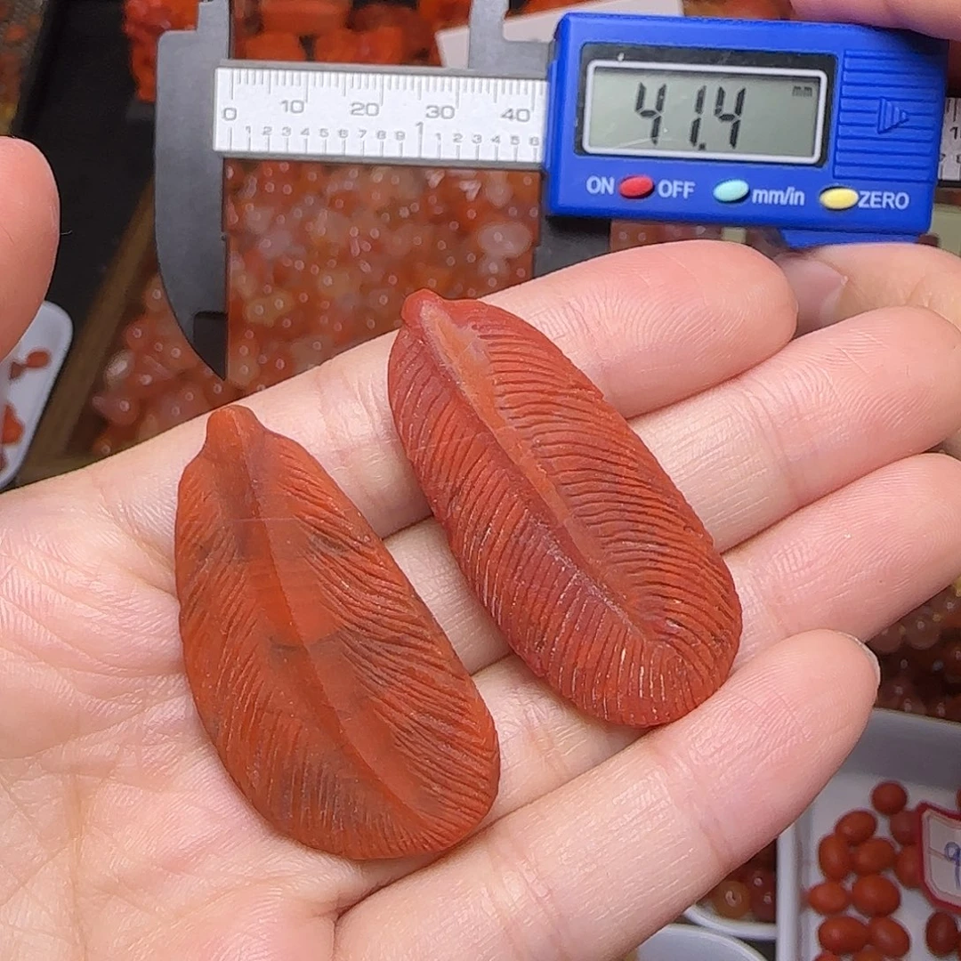 南红玛瑙未镶嵌颈饰