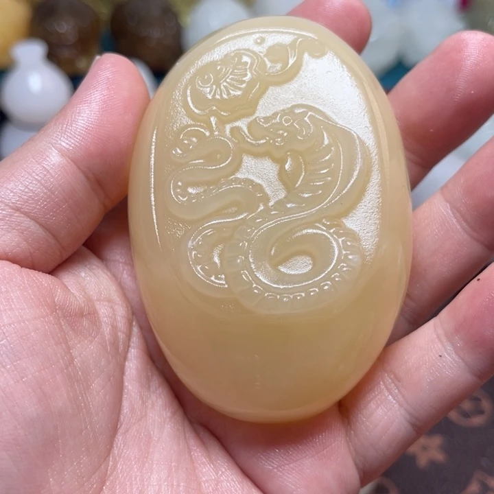 用***7石材天然方解石手把件不退换