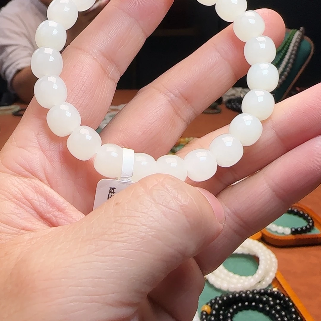 和田玉未镶嵌手链